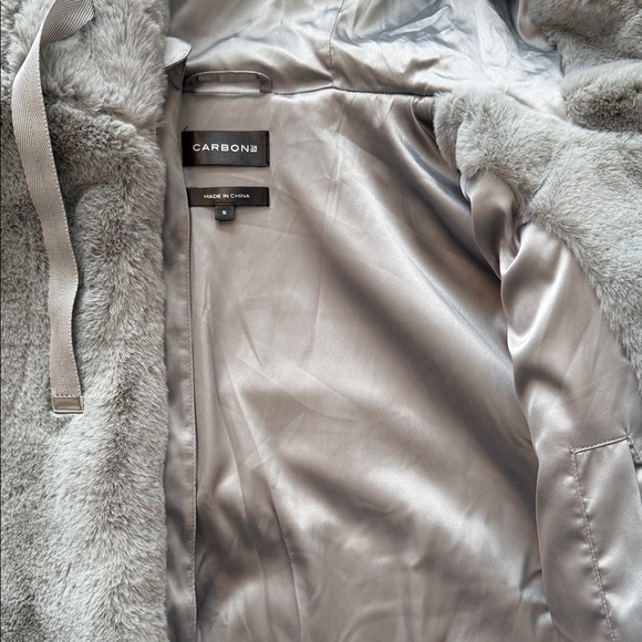 Carbon38 Light Gray Faux Fur Jacket - Picture 2 of 6